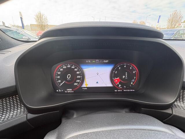 Volvo XC40 2.0 T4 R-Design Trekhaak I Leer I All-in prijs!