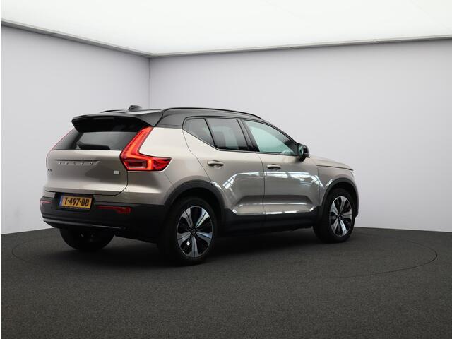 Volvo XC40 Recharge Core 70 kWh / Getint Glas / Parkeercamera / All-Seasonbanden / Carplay / Cruise Control /