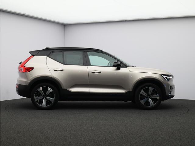 Volvo XC40 Recharge Core 70 kWh / Getint Glas / Parkeercamera / All-Seasonbanden / Carplay / Cruise Control /