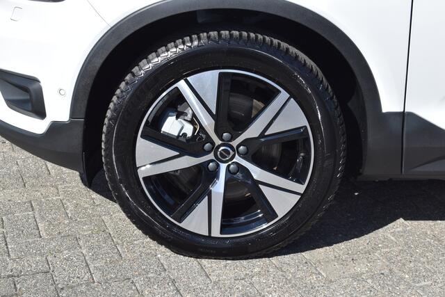 Volvo XC40 Recharge Pro | Panodak | H&K | ACC | All seasons | Stuurverwarming | 360 Camera