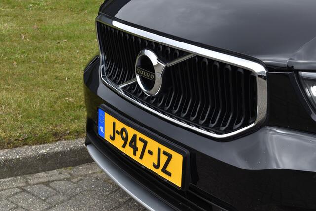Volvo XC40 B4 211PK Business Pro | Trekhaak | ACC | Blis | Camera | 18"LMV