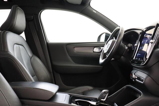 Volvo XC40 RECHARGE P8 AWD R-DESIGN *VOL!* -PANO.DAK|HARMAN/KARDON|360°CAM|POWER-SEATS|LEDER|PRIVACY.GLAS|VERW.VOORRUIT|TREKHAAK
