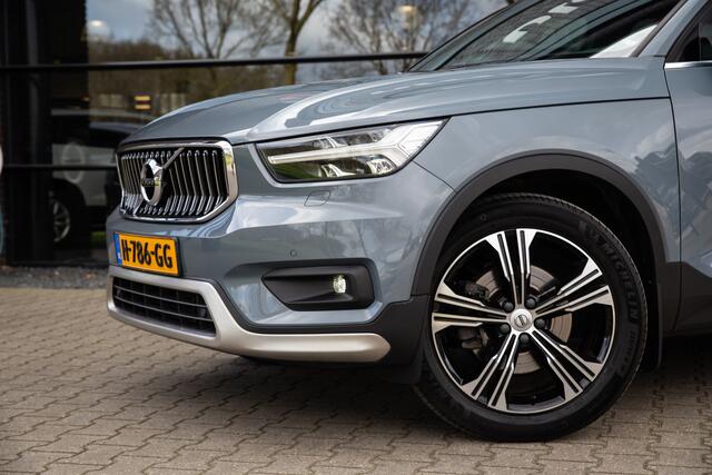 Volvo XC40 2.0 T4 Inscription , Panoramadak, Trekhaak, Adap. cruise,