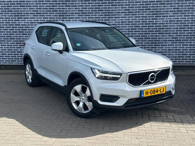 Volvo XC40 1.5 T3 | Trekhaak | Achteruitrijcamera | Parkeersensoren | Lichtmetalen Velgen 17 inch | Navigatie | Airco