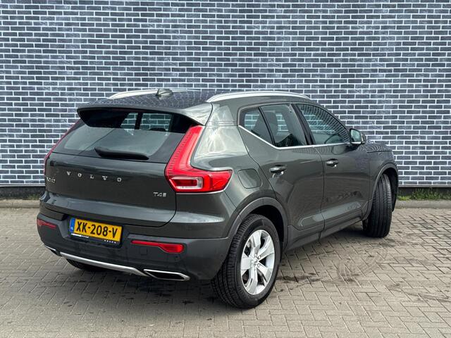 Volvo XC40 2.0 T4 Inscription | Trekhaak | Panoramadak | Achteruitrijcamera | BLIS | Cruise Control Adaptief | Elektrisch Verstelbare Voorstoelen | Navigatie | Apple Carplay | Android Auto | Keyless Entry | LED Koplampen Adaptief