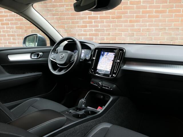 Volvo XC40 2.0 T4 AUT Momentum Trekhaak / DAB+ / Camera / Stoelverwarming