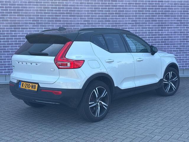 Volvo XC40 1.5 T4 Recharge R-Design | Trekhaak | Adaptieve Cruise Control | Verwarmbare Voorruit | Parkeer Camera | Full LED Koplampen |
