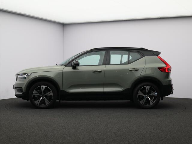 Volvo XC40 Recharge P8 AWD R-Design / SOH 93% / Trekhaak / Nubuck Bekleding / Full Led / BLIS / Adaptive Cruise / Warmtepomp / Verwarmbaar Stuurwiel + Voorstoelen /