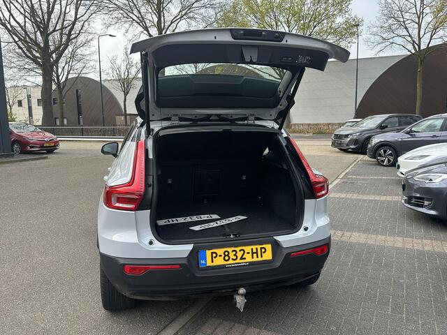 Volvo XC40 Recharge Plus SOH 93%| EERSTE EIG. ORIG. NL NAP| STOEL+ STUURVERWARMING| ELEK. TREKHAAK| ELEK. ACHTERKLEP| DODE HOEK SENSOR| DEALER ONDERHOUDEN | RIJKLAAR + 12 MND BOVAG GARANTIE |