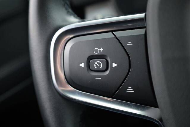 Volvo XC40 1.5 T4 Recharge Inscription Expression | Pilot Assist | Apple CarPlay & Android Auto | Trekhaak | All Season | Stoel-Stuurverw.