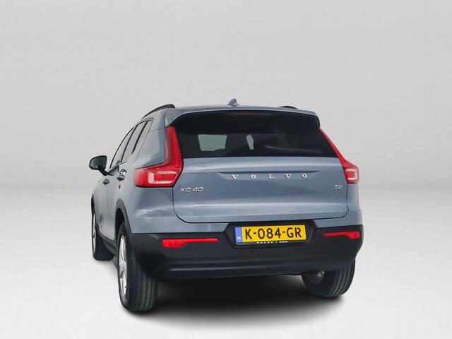 Volvo XC40 T2 Momentum Core | Parkeercamera | Stoel- en Stuurverwarming | Cruise control