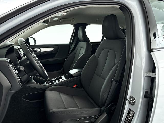 Volvo XC40 T4 Recharge R-Design Expression | Parkeercamera | Harman Kardon | Cruise control | Trekhaak