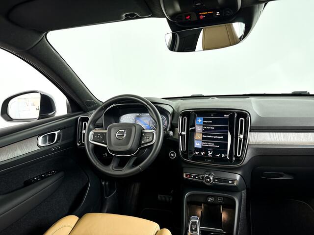 Volvo XC40 B4 Inscription | Panoramadak | Park assist | Cruise control | Elektrische stoelen