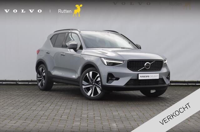 Volvo XC40 B4 211PK Automaat Plus Dark / Adaptive cruise control / Elektrische stoelen / Harman Kardon audio / Pilot assist / BLIS / Stoel en stuur verwarming / Elektrische achterklep / Parkeersensoren met camera / Google infotainment