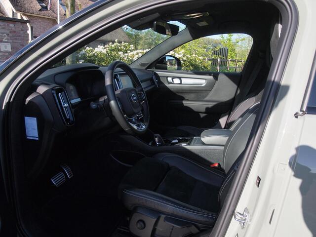 Volvo XC40 Recharge P8 AWD R-Design | SOH 94% | Trekhaak | Camera | Apple Carplay | Cruise Control |