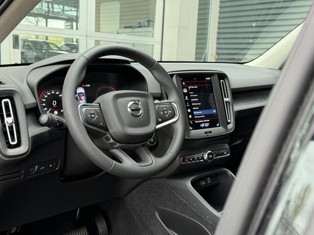 Volvo XC40 1.5 T4 Plug-in hybrid Essential Bright | SOH 90,2% | Navigatie | Apple Carplay/Android Auto | Stoelverwarming | Achteruitrijcamera | Stuurwielverwarming |