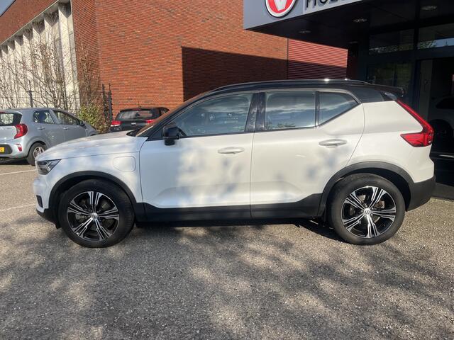 Volvo XC40 1.5 T5 Recharge R-Design // LEDER // ELEK. STOELEN+GEHEUGEN // HARMAN&KARDON // CAMERA //