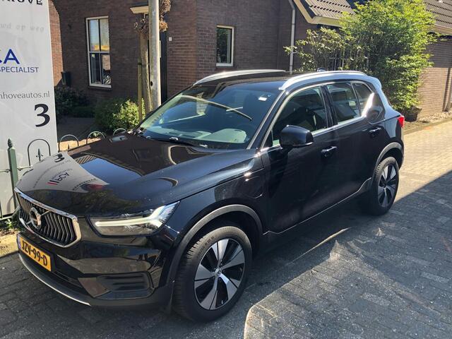 Volvo XC40 1.5 T5 Recharge Business Pro
