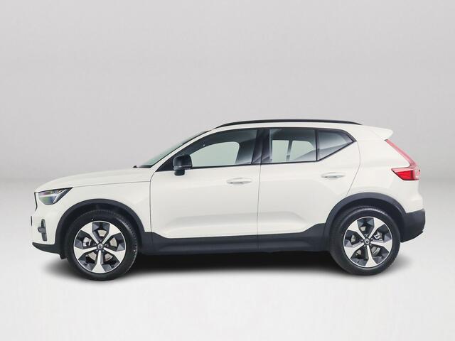 Volvo XC40 B4 Plus Dark | Parkeercamera | Stoel- en Stuurverwarming | Harman Kardon | Trekhaak