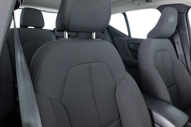 Volvo XC40 1.5 T5 Recharge R-Design Expression | PANORAMADAK ? 1e Eigenaar *BEVRIJDINGSDAG 05 mei OPEN!*