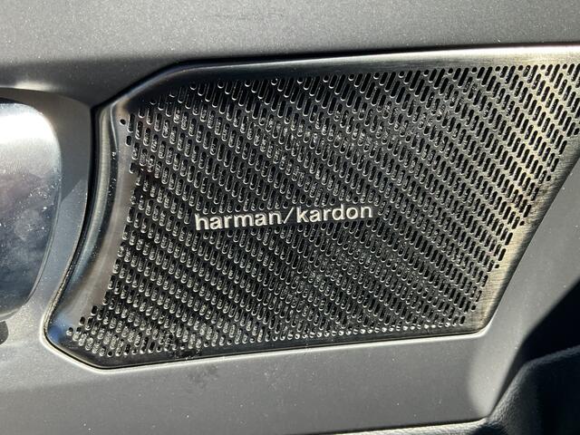 Volvo XC40 1.5 T4 Recharge R-Design Pano Leer H/K Camera Stoel/Stuurverw Led Carplay BOMVOL!