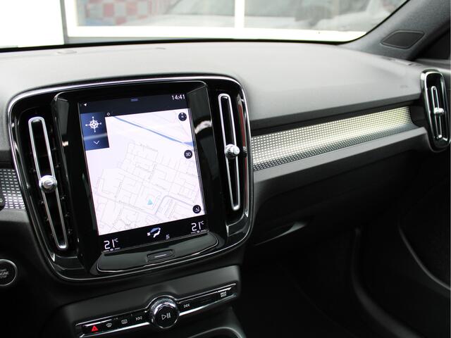 Volvo XC40 2.0 T4 190PK R-Design Automaat /NAVI/Panoramadak/Trekhaak/Cruise control/PDC/20'LM/Leder/Camera/LED/NAP!