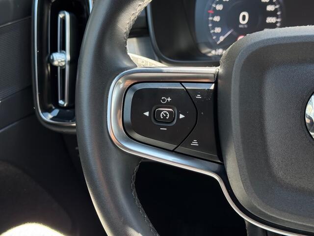 Volvo XC40 1.5 T4 Recharge Inscription - Pilot assist - camera - navi