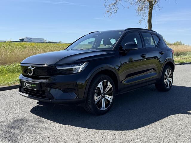 Volvo XC40 Recharge Core | SOH 93,9% | Stoelverwarming | Apple Carplay/Android Auto | Stuurwielverwarming | Cruise control | DAB | Navigatie | LED |