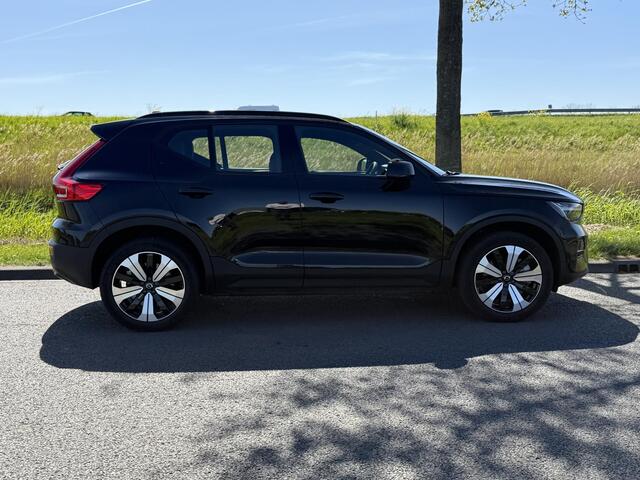 Volvo XC40 Recharge Core | SOH 93,9% | Stoelverwarming | Apple Carplay/Android Auto | Stuurwielverwarming | Cruise control | DAB | Navigatie | LED |