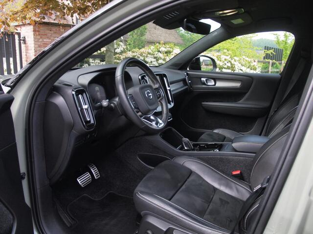 Volvo XC40 Recharge P8 AWD R-Design | Camera | Warmtepomp | Apple Carplay | Cruise Control |