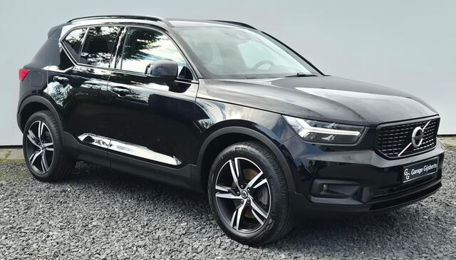 Volvo XC40 1.5 T4 Recharge R-Design Climate - Camera achter - Privacy Glass - 19 Licht metaal - RG0R interieur - PDC voor en achter - Voorruit verwarming