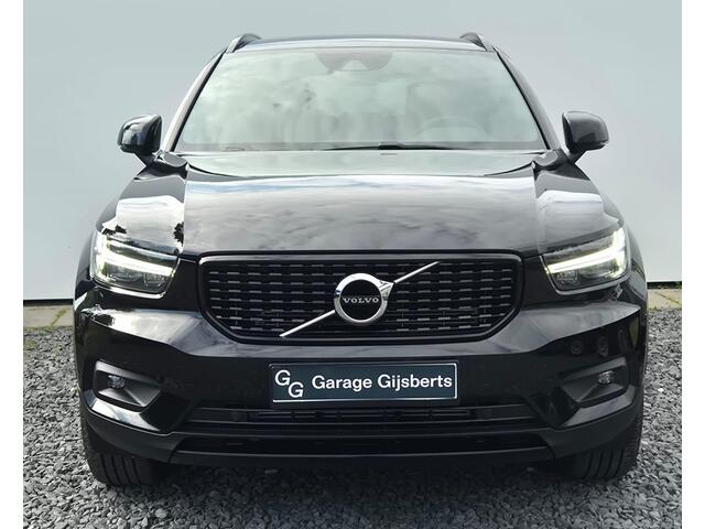 Volvo XC40 1.5 T4 Recharge R-Design Climate - Camera achter - Privacy Glass - 19 Licht metaal - RG0R interieur - PDC voor en achter - Voorruit verwarming
