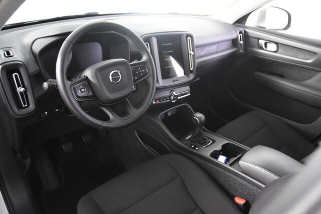Volvo XC40 1.5 T2 Momentum *1ste Eigenaar*Navigatie*Camera*Carplay*