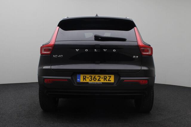 Volvo XC40 2.0 B3 R-Design 2022 NAP | 360 Camera | Harman Kardon | Panoramadak | Carplay | Stuur en stoelverwarming | Trekhaak | Alcantara Leder | Keyless |