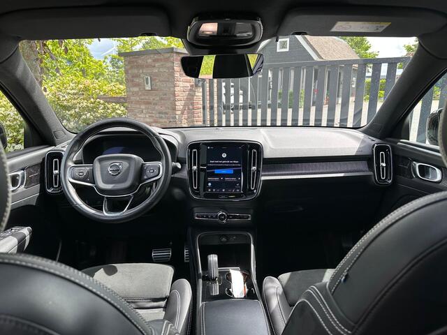 Volvo XC40 Recharge P8 AWD R-Design | Panoramadak | Camera | Warmtepomp | NL-Auto |