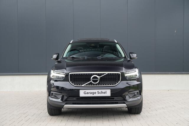 Volvo XC40 1.5 T2 Momentum Pro - Panoramadak - Navi - Trekhaak - Cruise - Keyless - Rijklaar