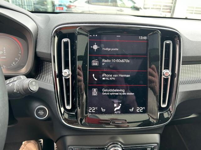 Volvo XC40 1.5 T5 Recharge R-Design | Plug-in Hybrid (PHEV) | 360 Graden Camera | Harman Kardon Audio | Panoramadak | Trekhaak | Lichtmetalen Velgen 20 inch | Navigatie | Apple Carplay | Android Auto | Elektrisch Verstelbare Voorstoelen
