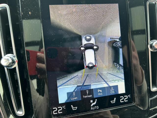 Volvo XC40 1.5 T5 Recharge R-Design | Plug-in Hybrid (PHEV) | 360 Graden Camera | Harman Kardon Audio | Panoramadak | Trekhaak | Lichtmetalen Velgen 20 inch | Navigatie | Apple Carplay | Android Auto | Elektrisch Verstelbare Voorstoelen