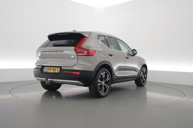Volvo XC40 1.5 T4 Recharge Inscription Expression | SOH 96.7% | Dig. Cockpit | Pano | 360cam | Elek. Trekhaak | Adapt. Cruise | Harman Kardon