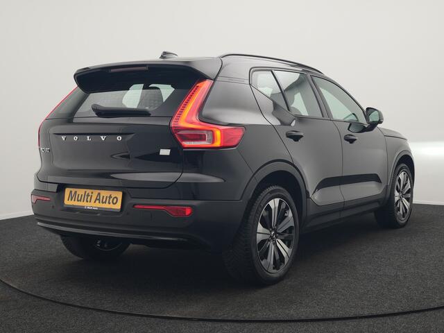 Volvo XC40 Recharge 67 kWh 231pk Dealer O.H. | Trekhaak Af Fabriek | Warmtepomp | Camera | Google Assistent | 19"L.M | Sportstoelen & Stuur Verwarmd | Standkachel | Apple Carplay | Cruise Control | DAB |