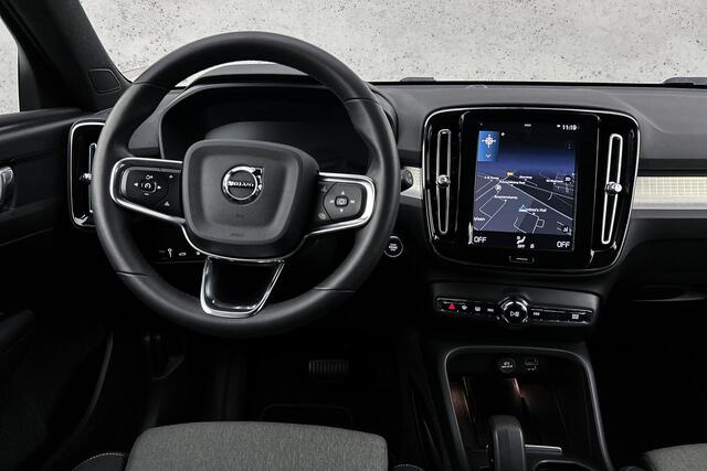 Volvo XC40 1.5 T4 Plug-in hybrid Plus Bright | Facelift | Camera | LED koplampen | Navigatie