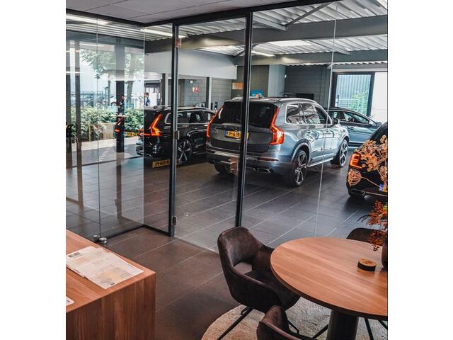 Volvo XC40 1.5 T5 Plug-in hybrid Ultimate Dark Panodak/Trekhaak/AdaptiveCruise etc.