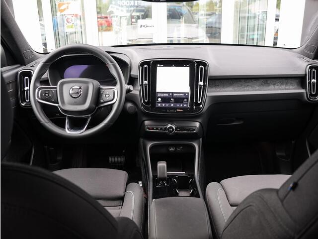 Volvo XC40 Single Motor Extended Range Ultimate 82 kWh | Pano | 360 Camera | Google Assistent