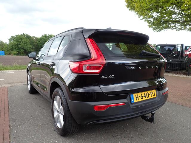 Volvo XC40 1.5 T3 / INKLAPBARE TREKHAAK / CRUISE / BLUETOOTH