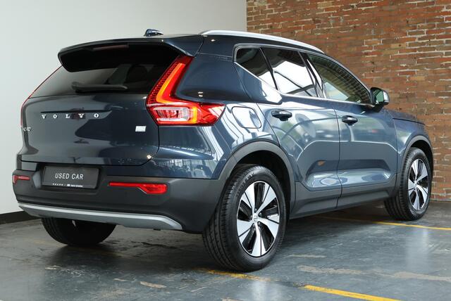 Volvo XC40 T4 Recharge Inscription Expression | Interieur voorverwarming | Achteruitrijcamera | Extra getint glas achter | 18 inch Lichtmetalen velgen |