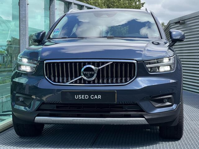 Volvo XC40 1.5 T5 Recharge Inscription / Pano. dak / Trekhaak / Keyless / Voor+achter+stuur verwarmd / Carplay / Harman Kardon / 360 camera / Carplay / Leder /