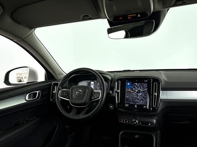 Volvo XC40 T4 AWD Momentum | Parkeercamera | Harman Kardon | Stoelverwarming | Carplay