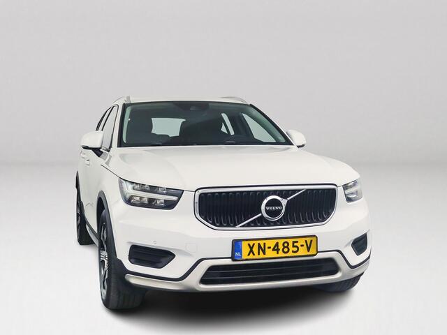 Volvo XC40 T4 AWD Momentum | Parkeercamera | Harman Kardon | Stoelverwarming | Carplay