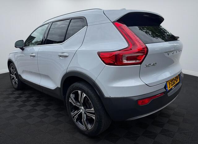 Volvo XC40 1.5 T5 Recharge Aut., SOH 92% | Camera | Navi & CarPlay