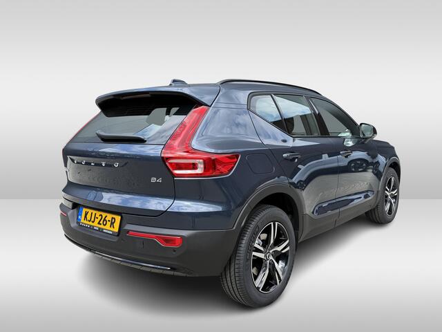 Volvo XC40 2.0 B4 Automaat Plus Dark | Lounge | Panoramadak